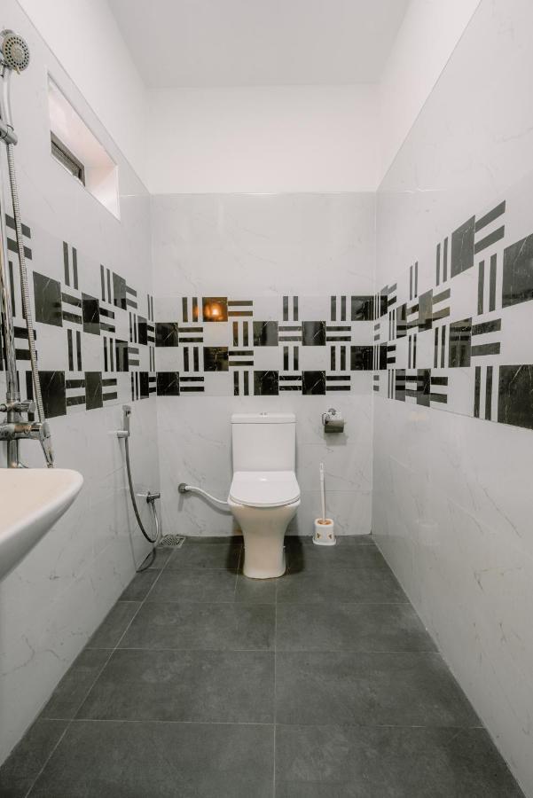 Sri Construction Circuit Bungalow Batticaloa Εξωτερικό φωτογραφία